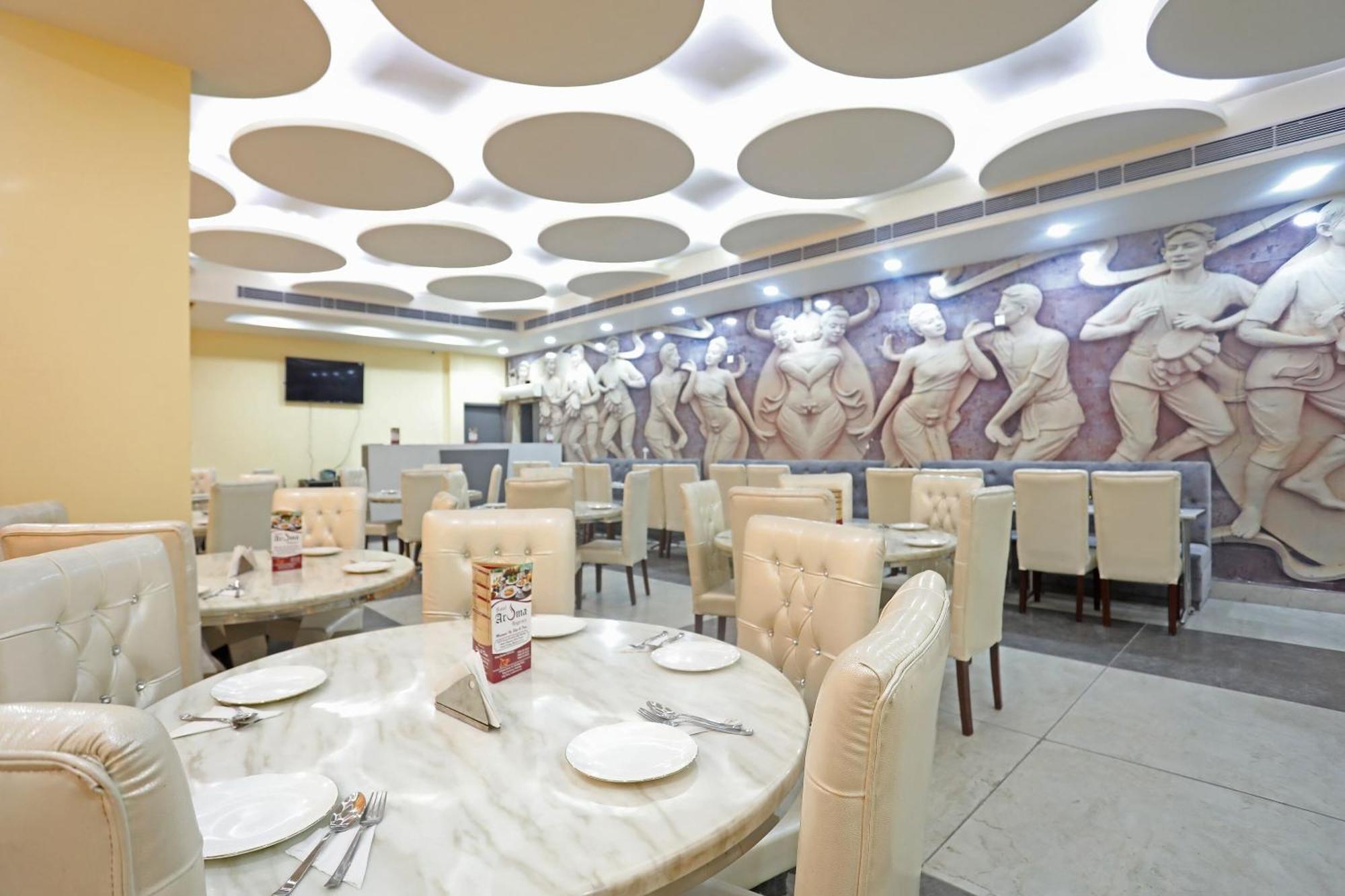 Live On Mrt736 Hotel Meerut Exterior photo