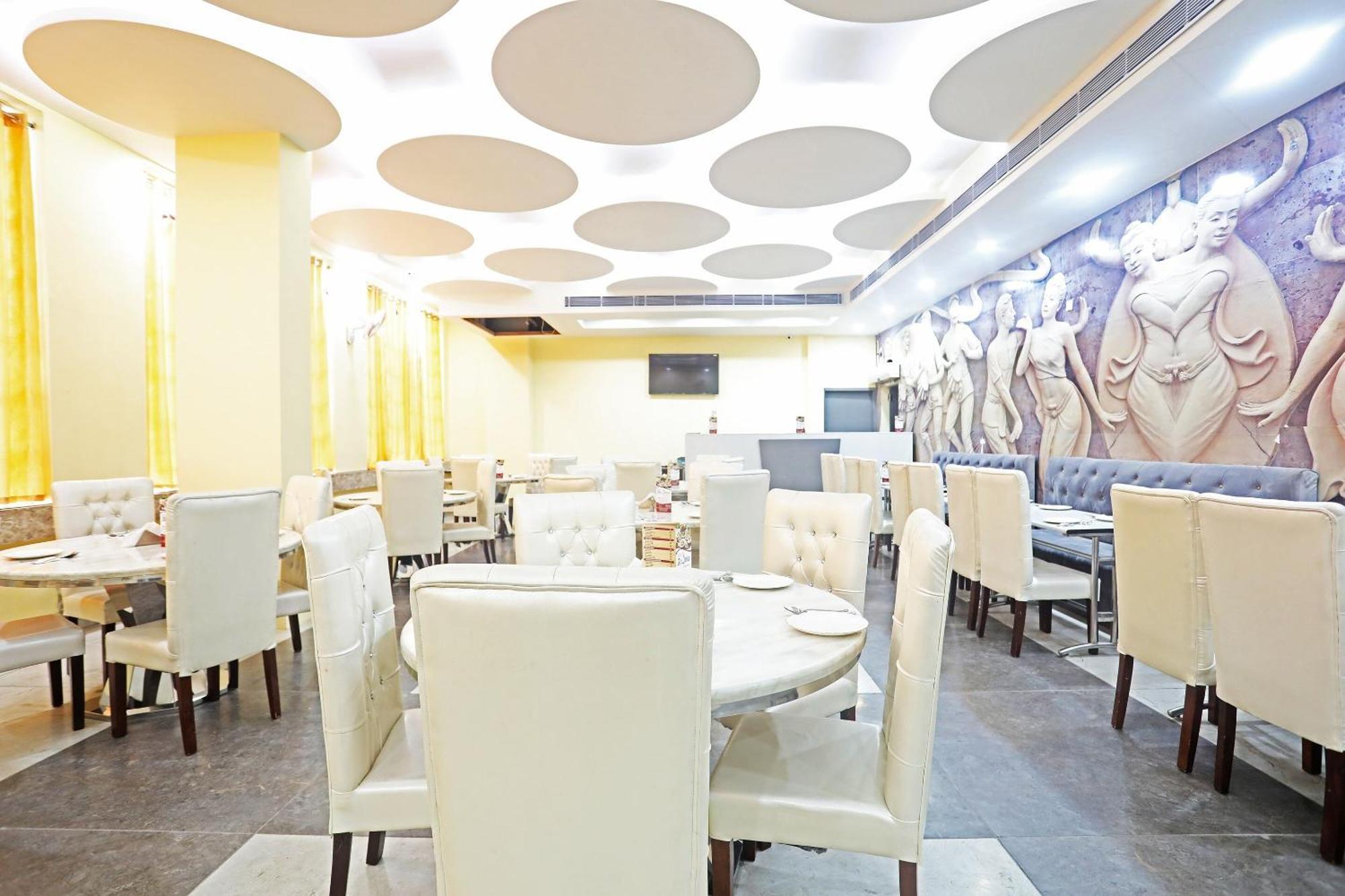 Live On Mrt736 Hotel Meerut Exterior photo